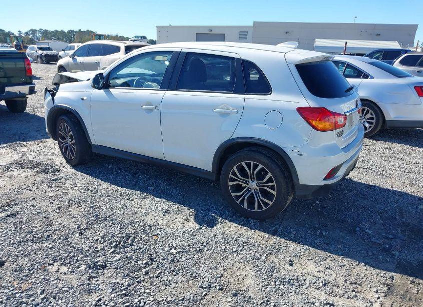 Photo 3 of 2019 Mitsubishi Outlander SPORT 2.0 ES (VIN JA4AP3AUXKU035315)