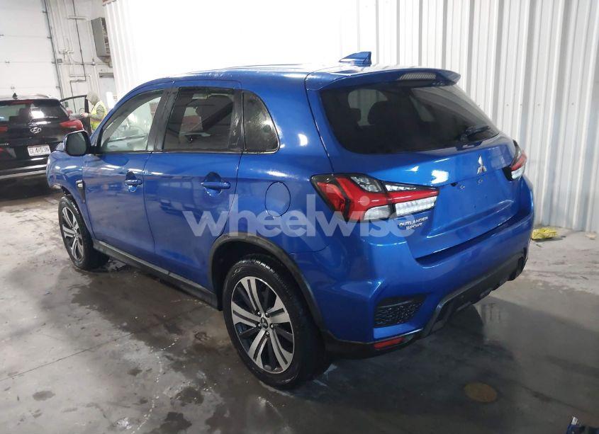 Photo 3 of 2020 Mitsubishi Outlander SPORT 2.0 ES (VIN JA4AP3AUXLU001442)