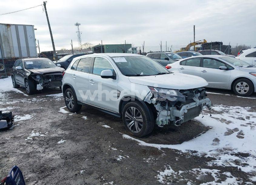 2020 Mitsubishi Outlander SPORT 2.0 ES (VIN JA4AP3AUXLU003353) main photo