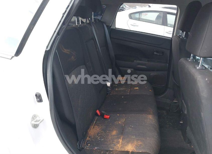 Photo 8 of 2020 Mitsubishi Outlander SPORT 2.0 ES (VIN JA4AP3AUXLU003353)