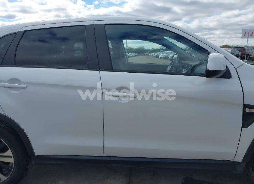 Photo 14 of 2020 Mitsubishi Outlander SPORT 2.0 ES (VIN JA4AP3AUXLU011629)