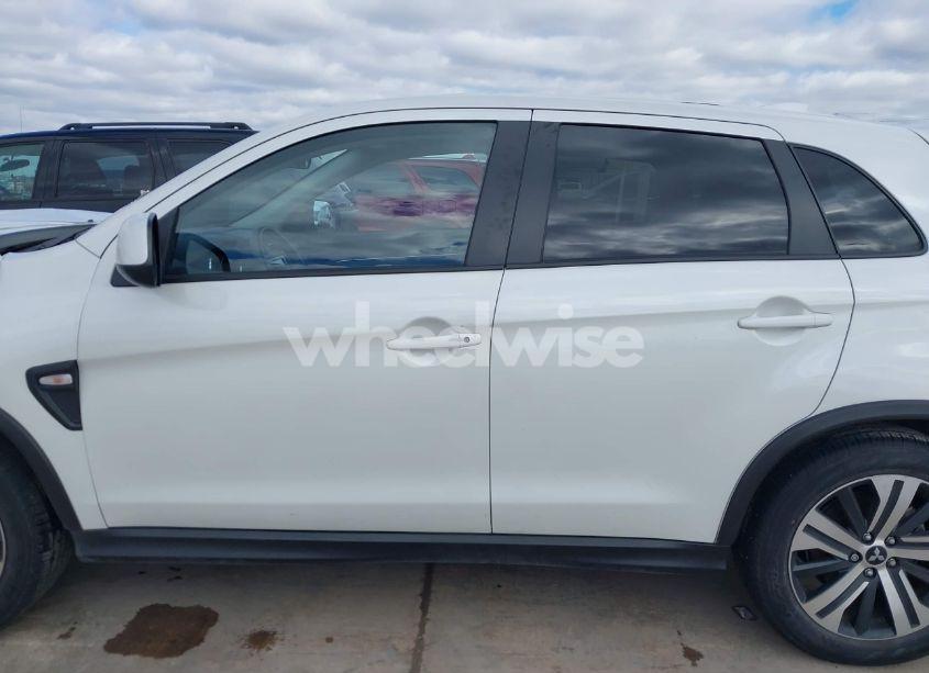 Photo 15 of 2020 Mitsubishi Outlander SPORT 2.0 ES (VIN JA4AP3AUXLU011629)