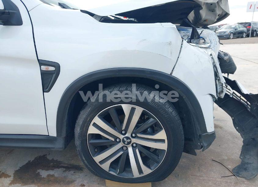 Photo 18 of 2020 Mitsubishi Outlander SPORT 2.0 ES (VIN JA4AP3AUXLU011629)