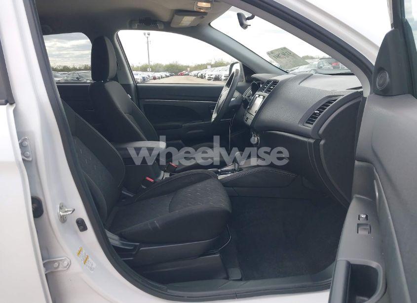 Photo 5 of 2020 Mitsubishi Outlander SPORT 2.0 ES (VIN JA4AP3AUXLU011629)