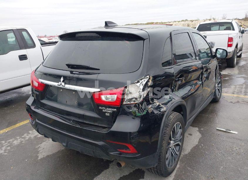 Photo 4 of 2018 Mitsubishi Outlander SPORT 2.4 SE (VIN JA4AP3AW0JU025974)