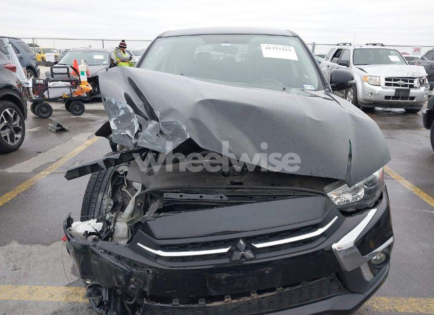 Photo 6 of 2018 Mitsubishi Outlander SPORT 2.4 SE (VIN JA4AP3AW0JU025974)
