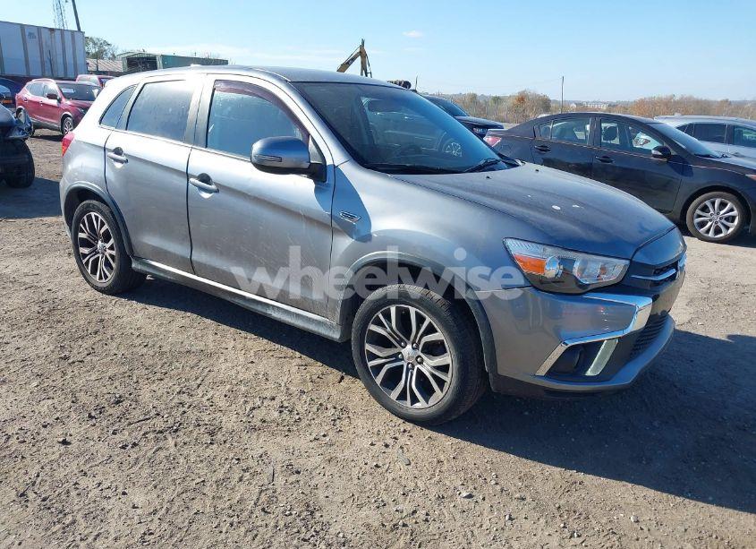 2018 Mitsubishi Outlander SPORT 2.4 SE (VIN JA4AP3AW1JZ018518) main photo