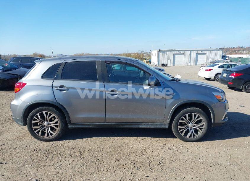 Photo 13 of 2018 Mitsubishi Outlander SPORT 2.4 SE (VIN JA4AP3AW1JZ018518)