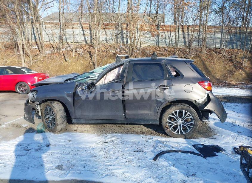 Photo 15 of 2017 Mitsubishi Outlander SPORT 2.4 SE (VIN JA4AP3AW2HZ020451)