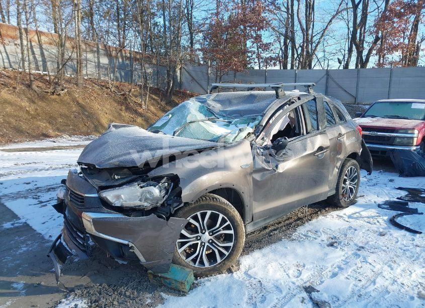Photo 2 of 2017 Mitsubishi Outlander SPORT 2.4 SE (VIN JA4AP3AW2HZ020451)
