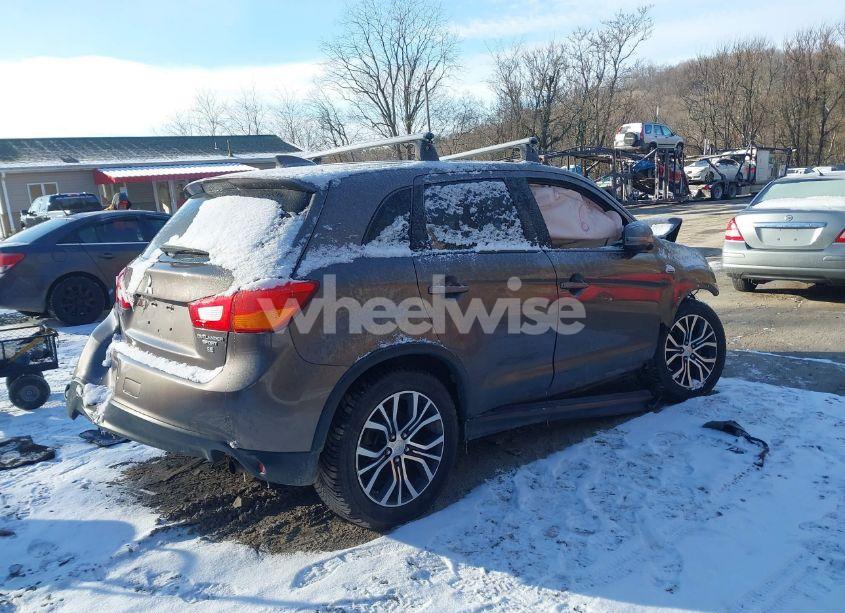 Photo 4 of 2017 Mitsubishi Outlander SPORT 2.4 SE (VIN JA4AP3AW2HZ020451)