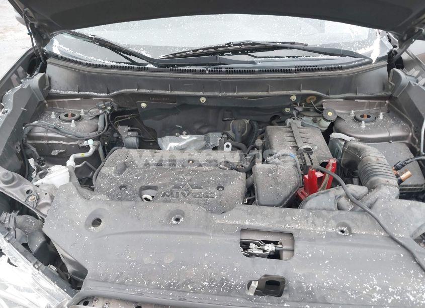 Photo 10 of 2018 Mitsubishi Outlander SPORT 2.4 SE (VIN JA4AP3AW3JU003399)