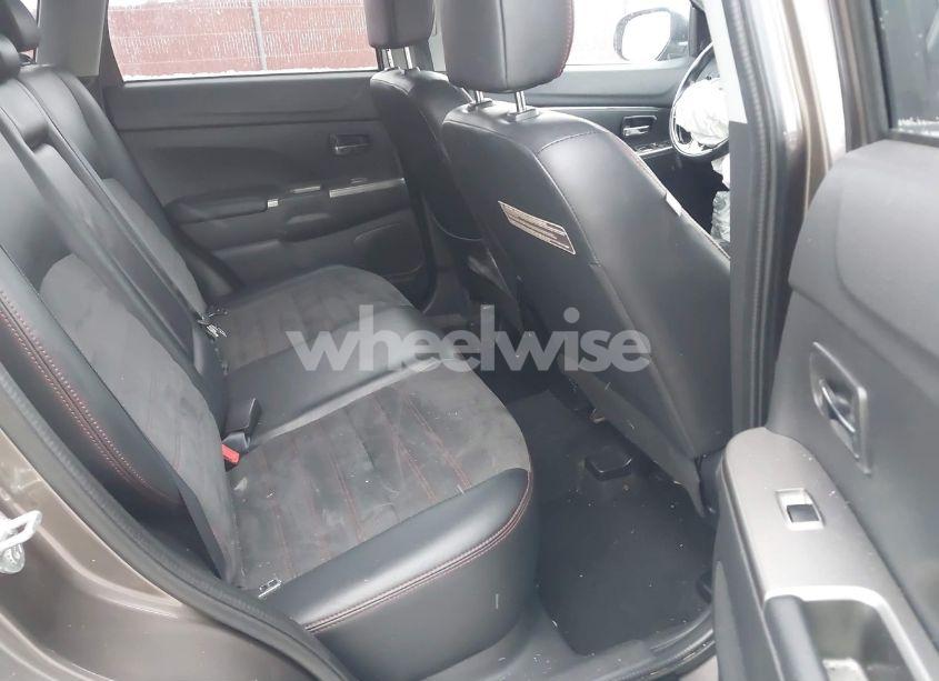 Photo 8 of 2018 Mitsubishi Outlander SPORT 2.4 SE (VIN JA4AP3AW3JU003399)