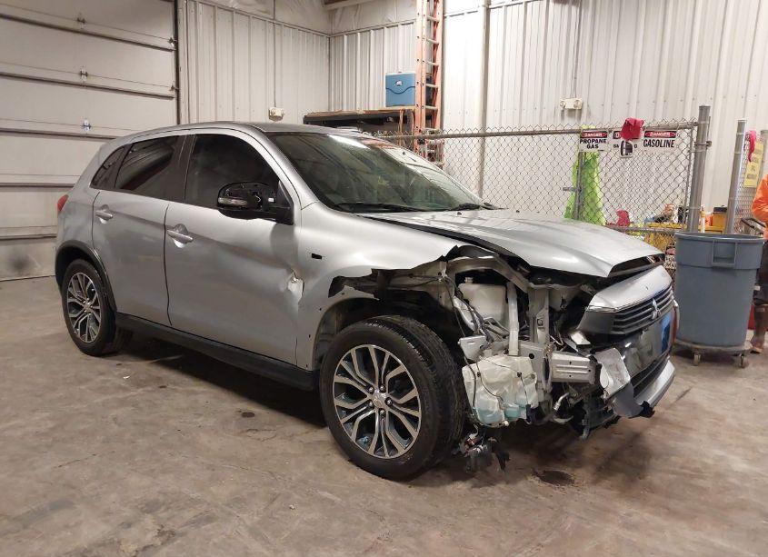 2017 Mitsubishi Outlander SPORT 2.4 SE (VIN JA4AP3AW4HZ018569) main photo