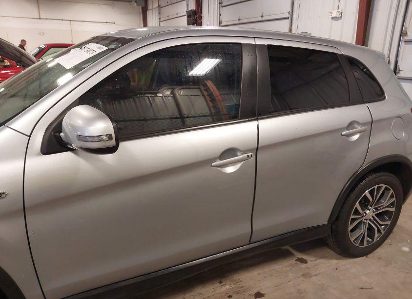 Photo 15 of 2017 Mitsubishi Outlander SPORT 2.4 SE (VIN JA4AP3AW4HZ018569)