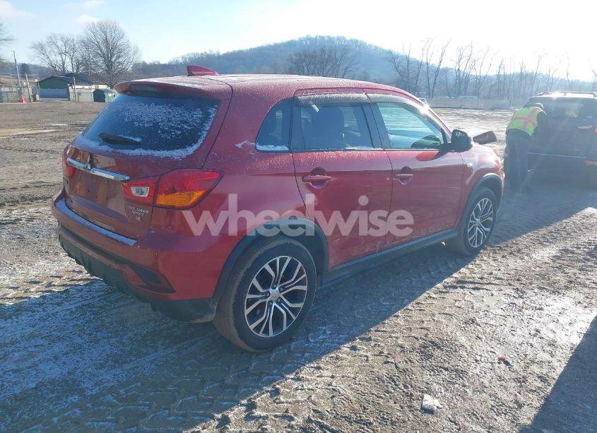 Photo 4 of 2018 Mitsubishi Outlander SPORT 2.4 SE (VIN JA4AP3AW4JU000687)