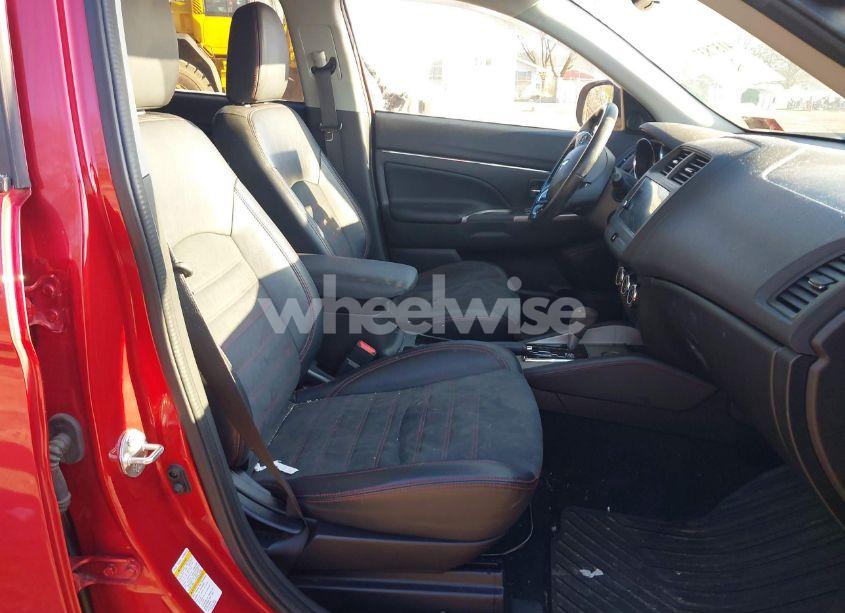 Photo 5 of 2018 Mitsubishi Outlander SPORT 2.4 SE (VIN JA4AP3AW4JU000687)