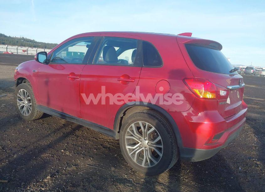 Photo 3 of 2018 Mitsubishi Outlander SPORT 2.4 SE (VIN JA4AP3AW4JU001953)