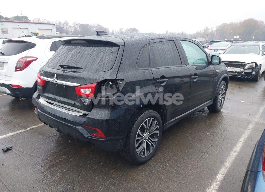 Photo 4 of 2018 Mitsubishi Outlander SPORT 2.4 SE (VIN JA4AP3AW4JU021250)