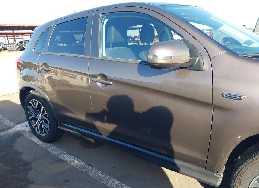 Photo 14 of 2016 Mitsubishi Outlander SPORT 2.4 ES/2.4 SE (VIN JA4AP3AW5GZ050610)