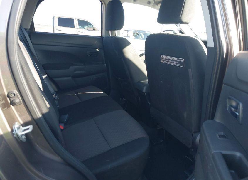 Photo 8 of 2016 Mitsubishi Outlander SPORT 2.4 ES/2.4 SE (VIN JA4AP3AW5GZ050610)