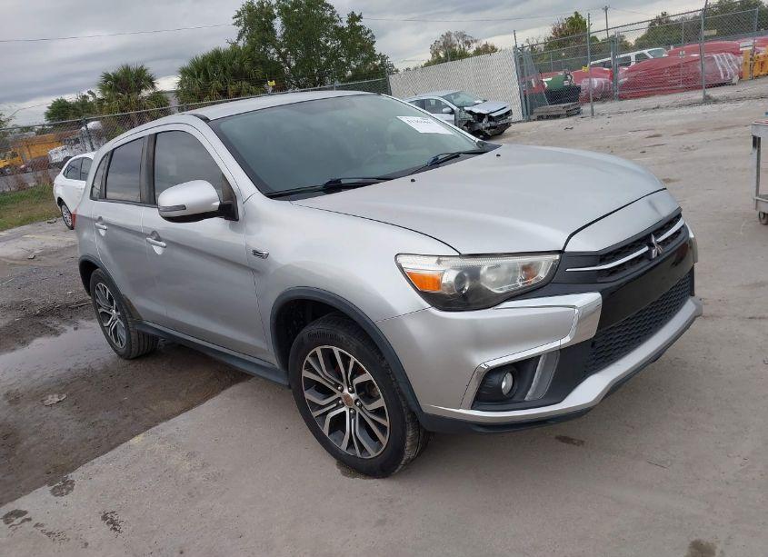 2018 Mitsubishi Outlander SPORT 2.4 SE (VIN JA4AP3AW5JU000729) main photo