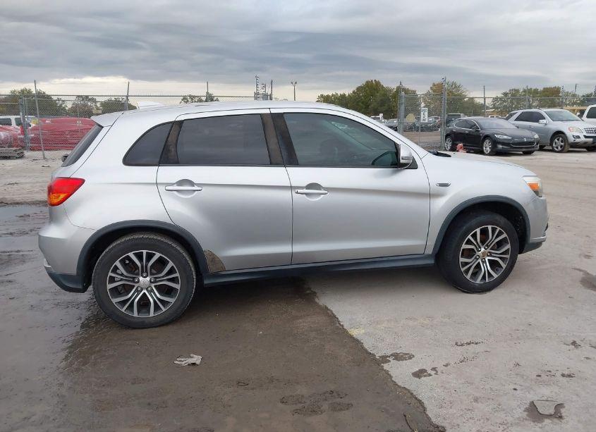 Photo 12 of 2018 Mitsubishi Outlander SPORT 2.4 SE (VIN JA4AP3AW5JU000729)