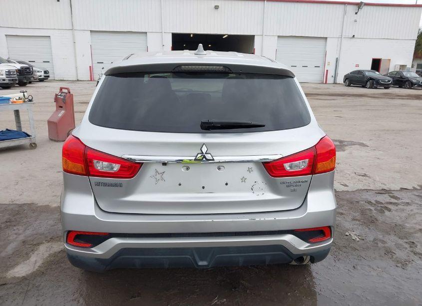 Photo 15 of 2018 Mitsubishi Outlander SPORT 2.4 SE (VIN JA4AP3AW5JU000729)
