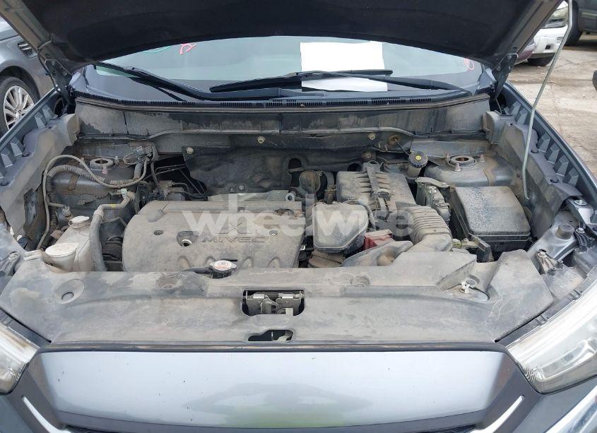 Photo 10 of 2018 Mitsubishi Outlander SPORT 2.4 SE (VIN JA4AP3AW5JZ008333)