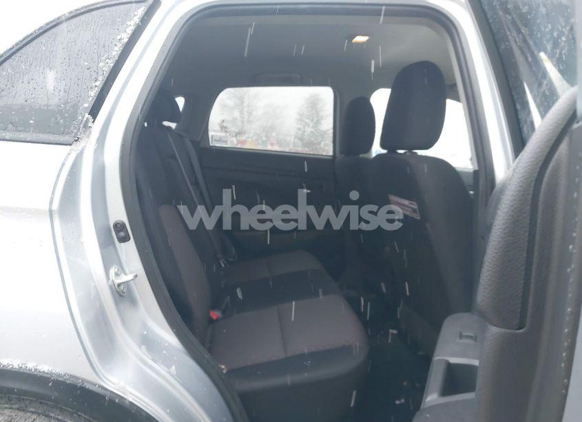 Photo 8 of 2016 Mitsubishi Outlander SPORT 2.4 SE (VIN JA4AP3AW7GZ052276)