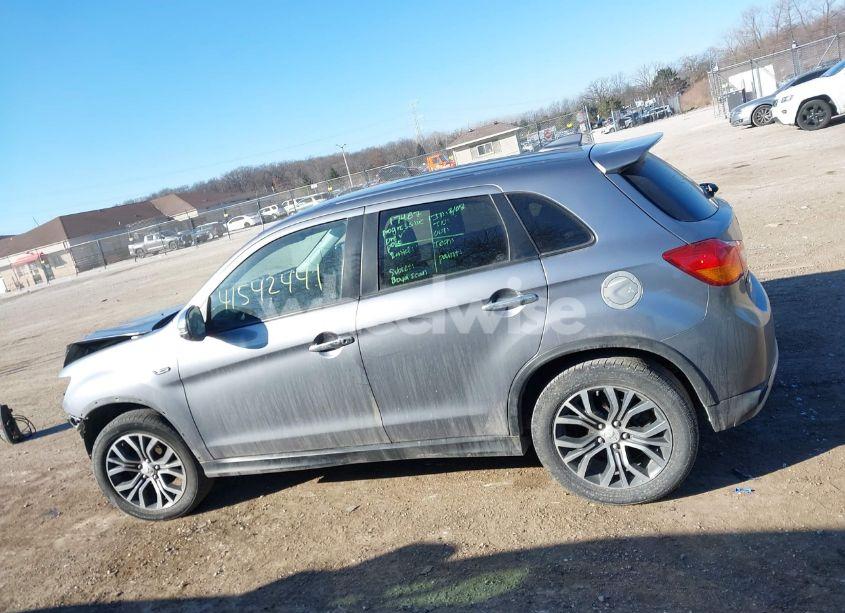 Photo 14 of 2017 Mitsubishi Outlander SPORT 2.4 SE (VIN JA4AP3AW7HZ045720)