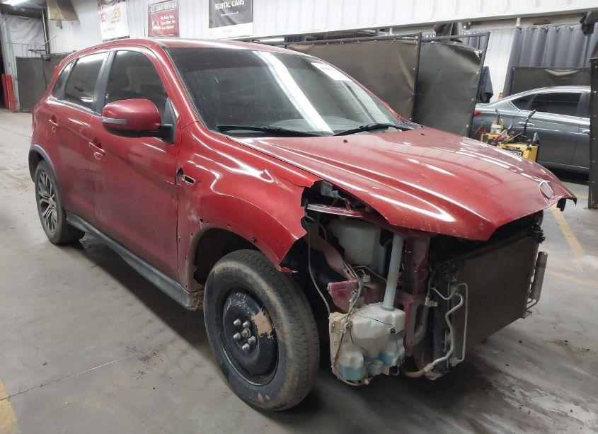 2018 Mitsubishi Outlander SPORT 2.4 SE (VIN JA4AP3AW7JU017063) main photo