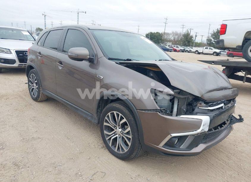 2018 Mitsubishi Outlander SPORT 2.4 SE (VIN JA4AP3AW7JU026149) main photo