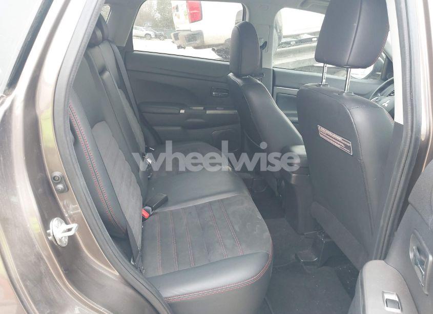 Photo 8 of 2018 Mitsubishi Outlander SPORT 2.4 SE (VIN JA4AP3AW7JU026149)