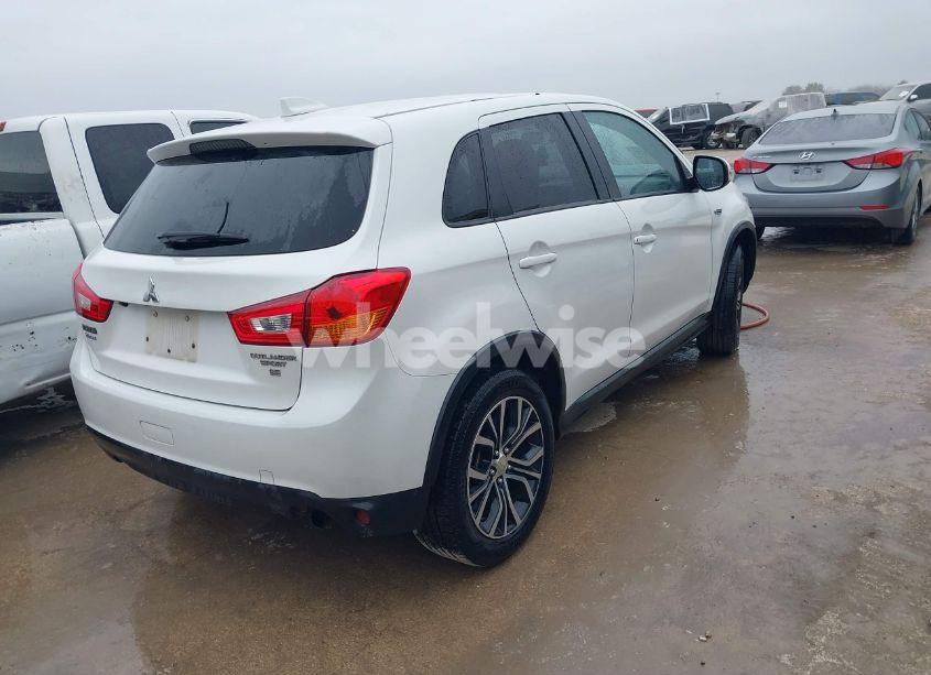 Photo 4 of 2017 Mitsubishi Outlander SPORT 2.4 SE (VIN JA4AP3AW8HZ056757)