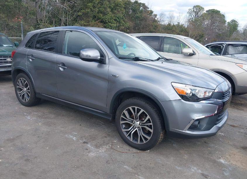 2017 Mitsubishi Outlander SPORT 2.4 SE (VIN JA4AP3AW8HZ064826) main photo