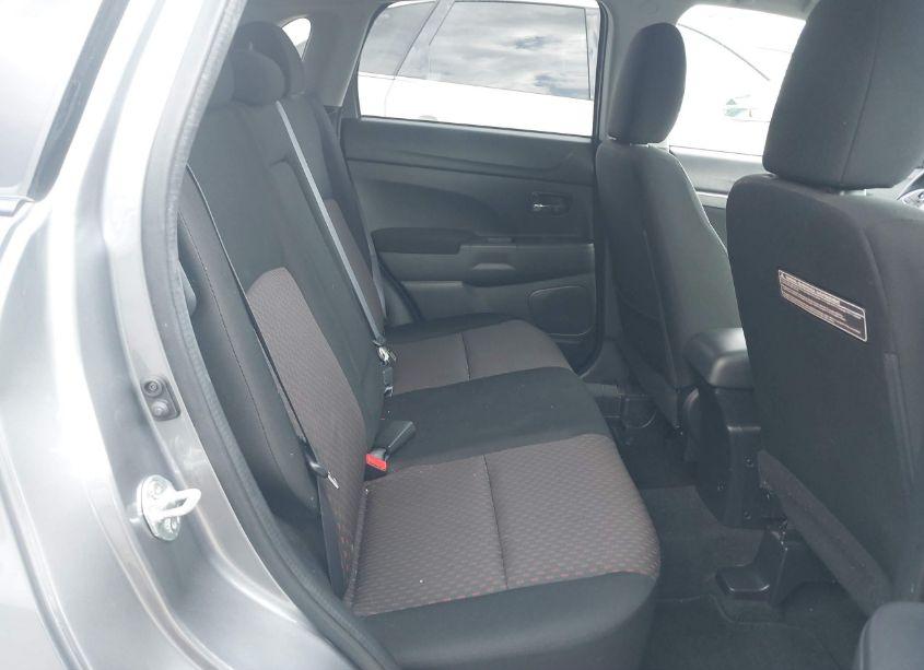 Photo 8 of 2017 Mitsubishi Outlander SPORT 2.4 SE (VIN JA4AP3AW8HZ064826)