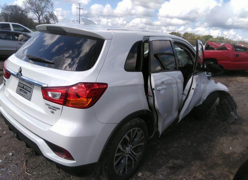 Photo 4 of 2018 Mitsubishi Outlander SPORT 2.4 SE (VIN JA4AP3AW9JZ006116)