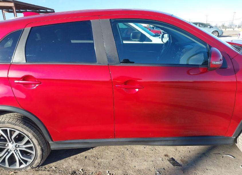 Photo 13 of 2017 Mitsubishi Outlander SPORT 2.4 SE (VIN JA4AP3AWXHZ027826)