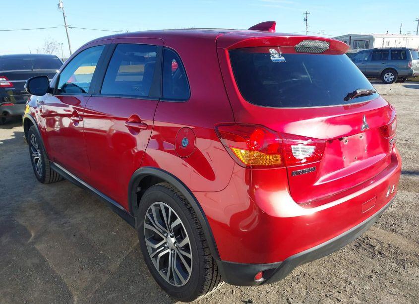 Photo 3 of 2017 Mitsubishi Outlander SPORT 2.4 SE (VIN JA4AP3AWXHZ027826)