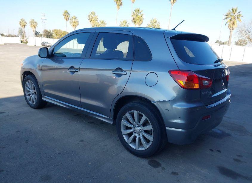 Photo 3 of 2011 Mitsubishi Outlander SPORT SE (VIN JA4AP4AU1BZ005452)