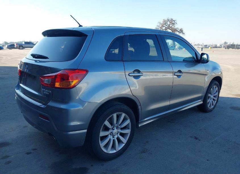 Photo 4 of 2011 Mitsubishi Outlander SPORT SE (VIN JA4AP4AU1BZ005452)
