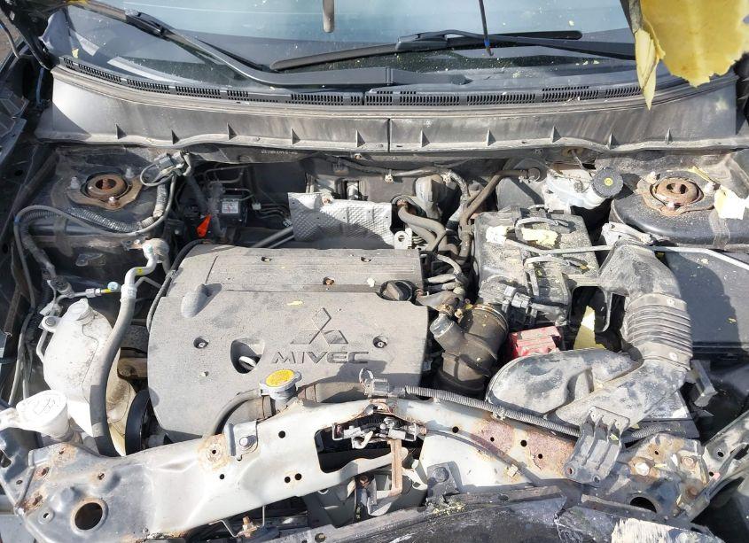 Photo 10 of 2011 Mitsubishi Outlander SPORT SE (VIN JA4AP4AU1BZ013146)