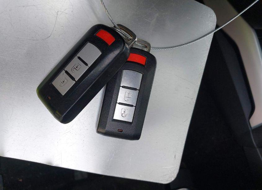 Photo 11 of 2011 Mitsubishi Outlander SPORT SE (VIN JA4AP4AU1BZ013146)