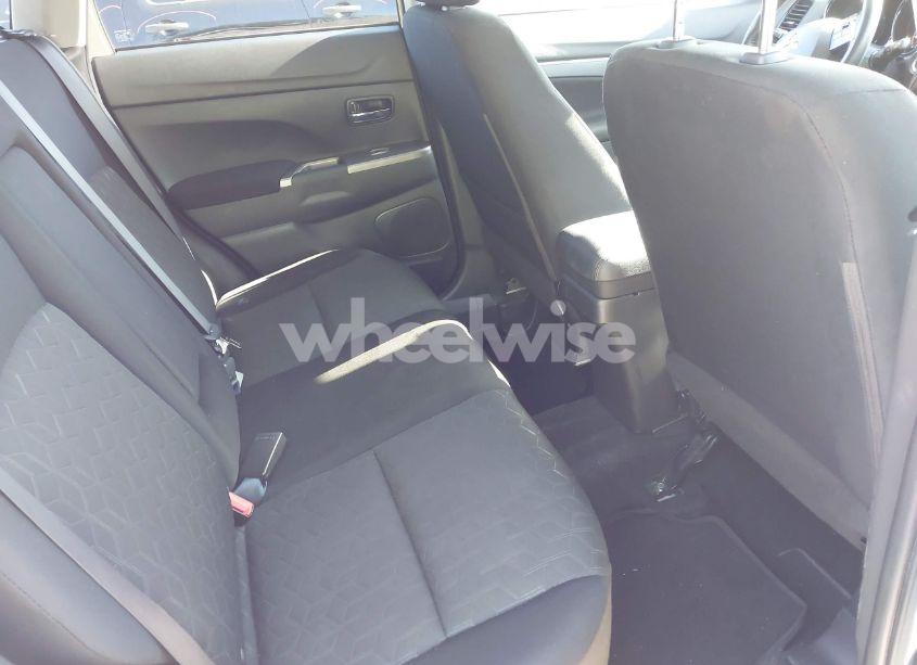 Photo 8 of 2020 Mitsubishi Outlander SPORT 2.0 SE (VIN JA4AP4AU1LU002386)