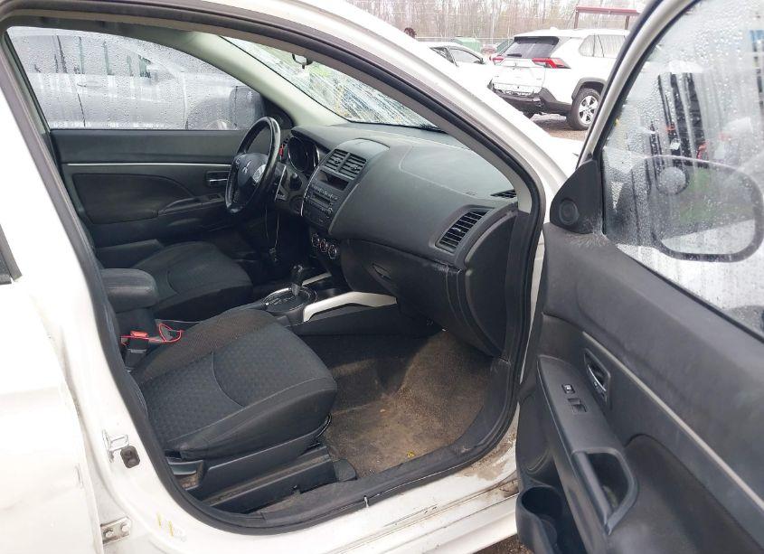 Photo 5 of 2012 Mitsubishi Outlander SPORT SE (VIN JA4AP4AU2CZ000682)