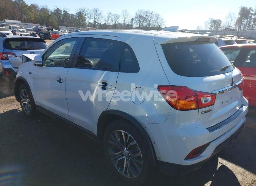 Photo 3 of 2019 Mitsubishi Outlander SPORT 2.0 SE (VIN JA4AP4AU2KU010687)