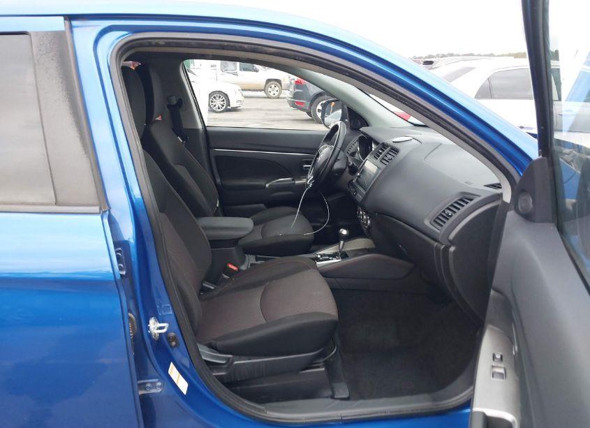 Photo 5 of 2019 Mitsubishi Outlander SPORT 2.0 SE (VIN JA4AP4AU3KU007071)