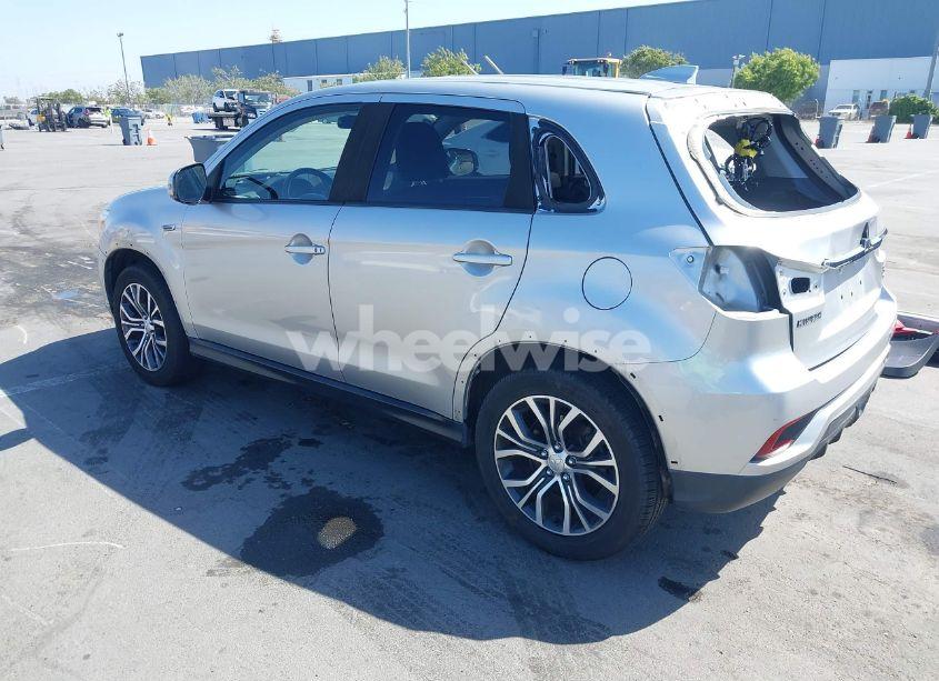 Photo 3 of 2019 Mitsubishi Outlander SPORT 2.0 SE (VIN JA4AP4AU3KU021343)