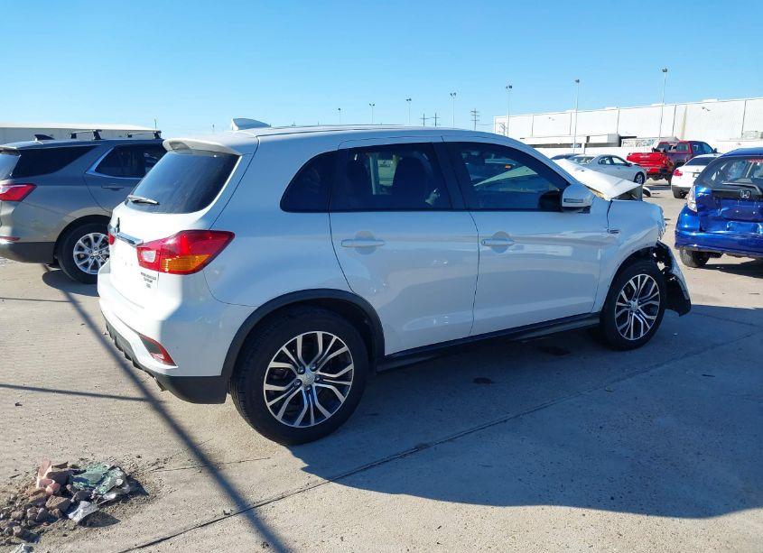 Photo 4 of 2019 Mitsubishi Outlander SPORT 2.0 SE (VIN JA4AP4AU3KU022864)